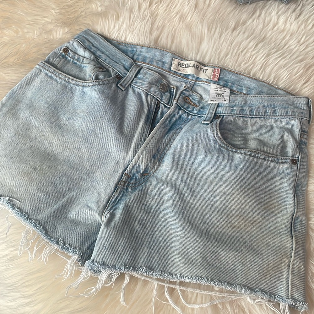 Levi’s Shorts